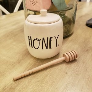 NWT Rae Dunn Boutique Line Honey Pot Jar
